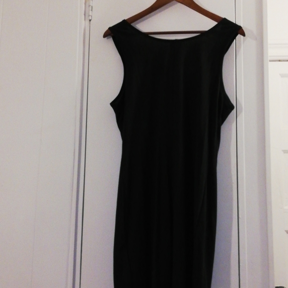 Little black dress - Picture 5 of 5